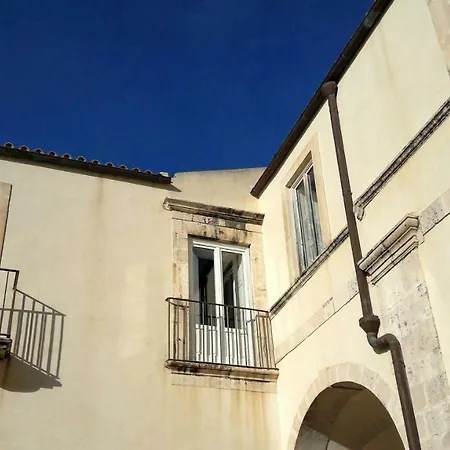 Incantevole In Palazzo Storico Ortigia Apartment Syracuse
