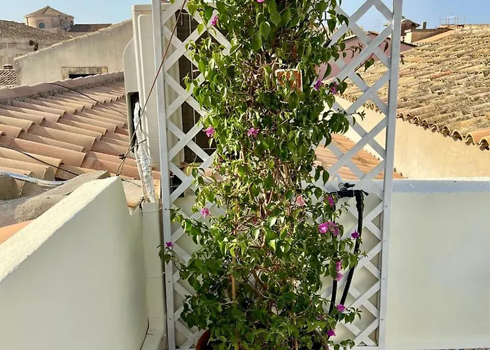 Incantevole In Palazzo Storico Ortigia 아파트 *